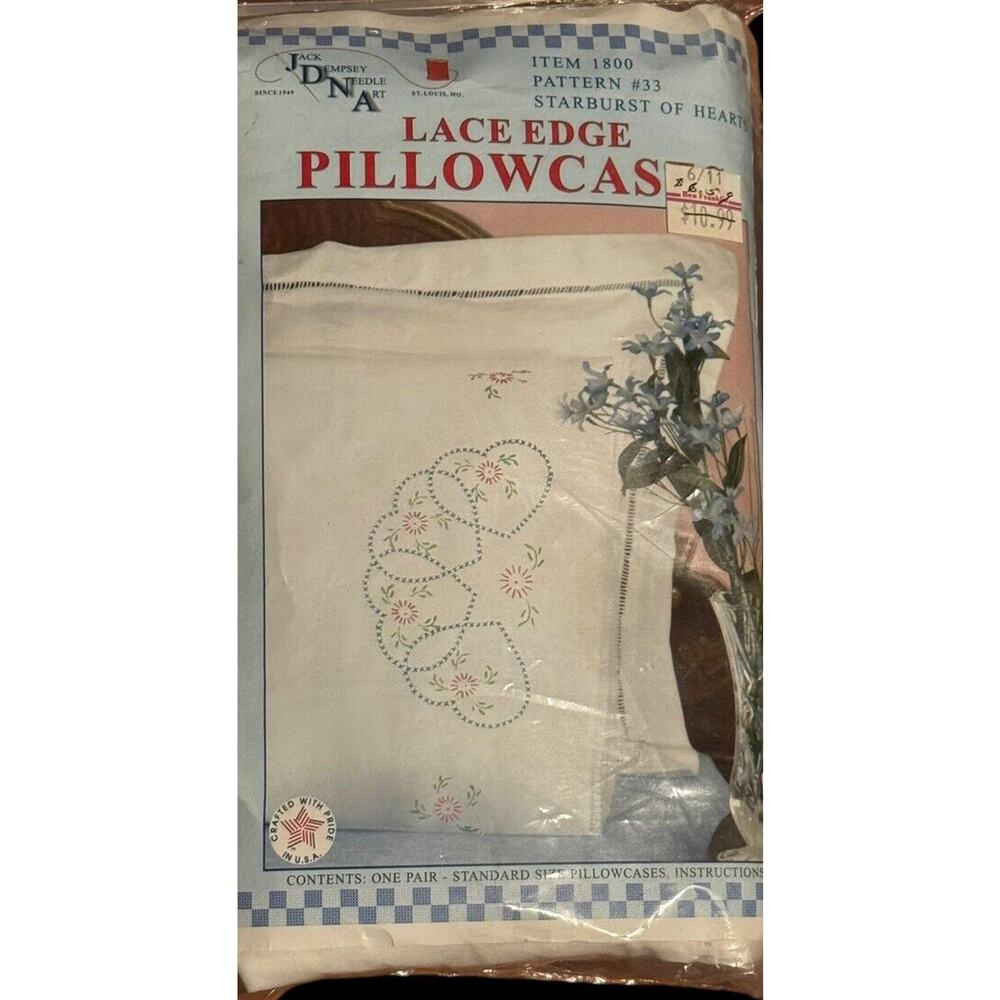 Needlework‎ Kit Stamped Lace Edge Standard Pillowcases Starburst Of Hearts NEW